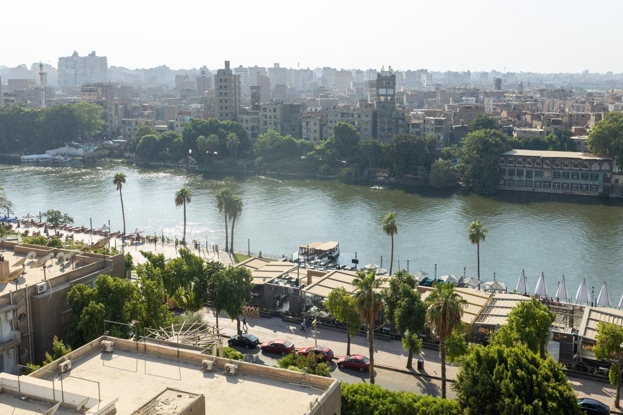 Apartment Zamalek Gem 2bdr With Amazing Nile View *