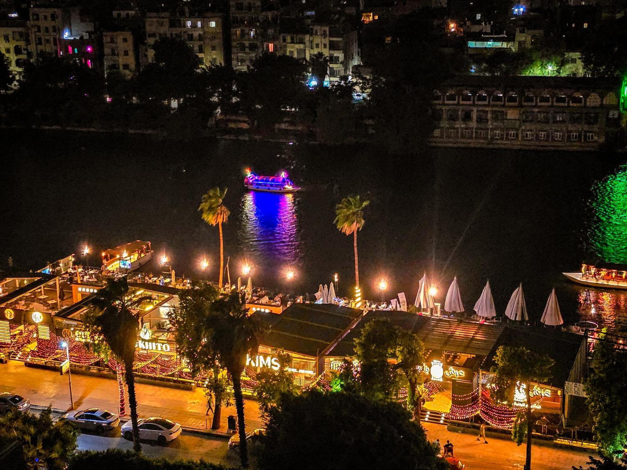 Apartment Zamalek Gem 2bdr With Amazing Nile View