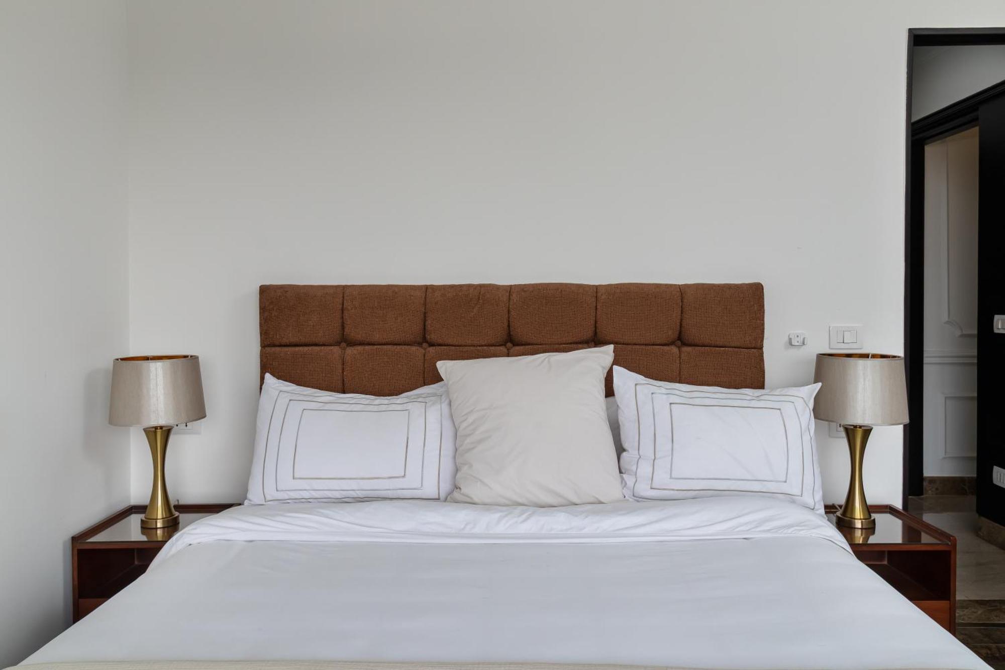 Apartment Zamalek Gem 2bdr With Amazing Nile View *